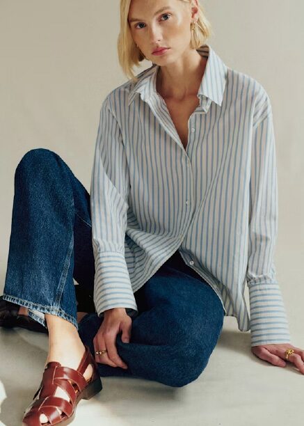 Carré court blond très clair